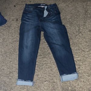 Stretch comfy Jean capris!